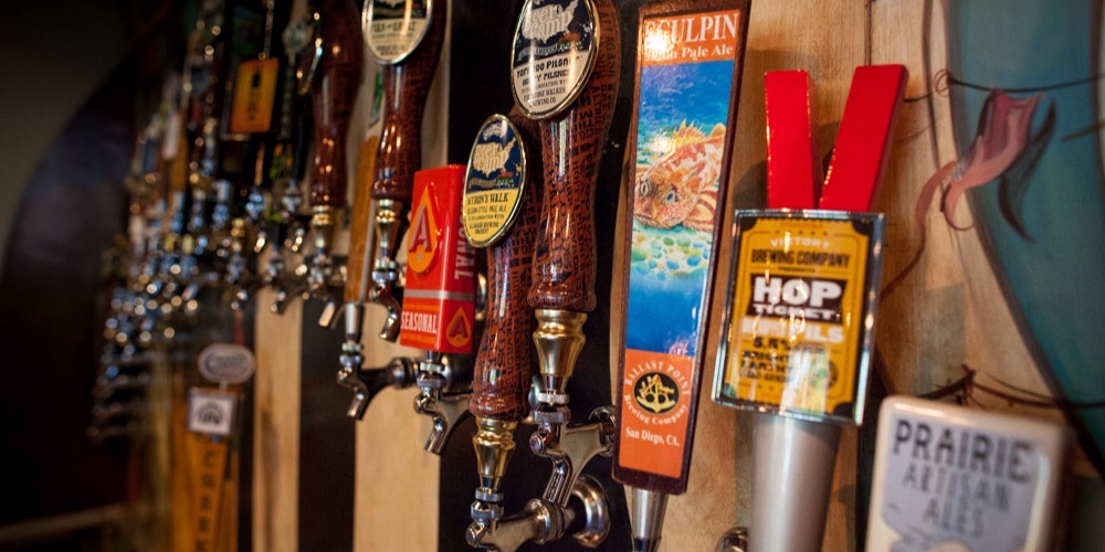 Craft beer tap handles at Hopfields